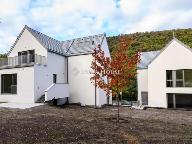 Eladó lakás Budapest II. kerület 97 nm