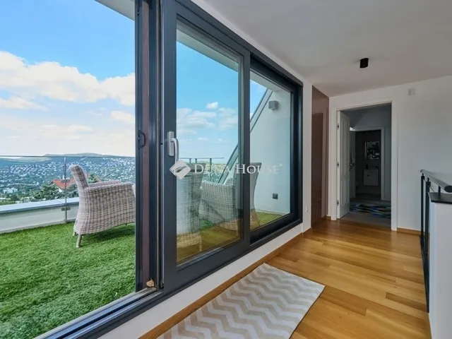 Eladó lakás Budapest XII. kerület 168 nm