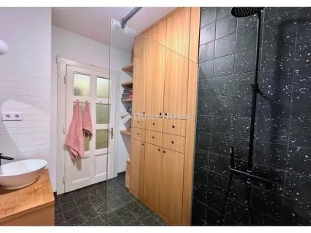 Eladó lakás Budapest XII. kerület 64 nm