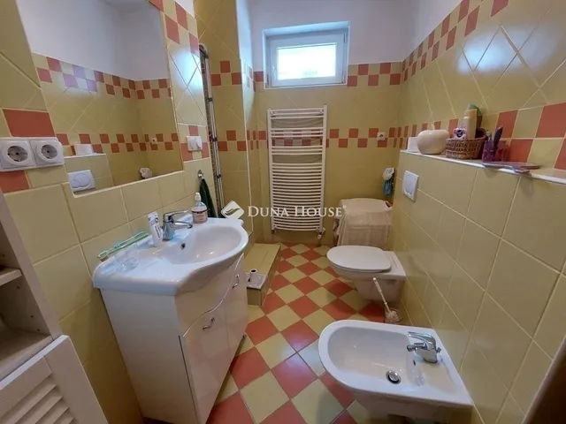 Eladó ház Budapest III. kerület 180 nm