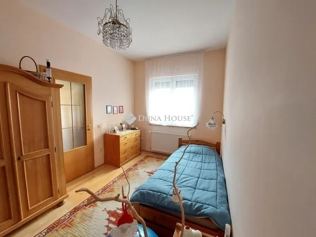 Eladó ház Budapest III. kerület 180 nm