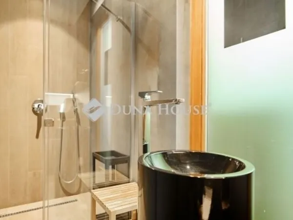 Eladó ház Budapest XII. kerület 400 nm