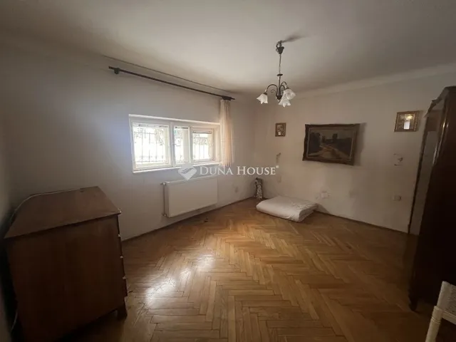 Eladó lakás Budapest II. kerület 66 nm