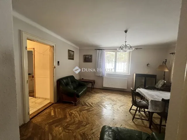 Eladó lakás Budapest II. kerület 66 nm