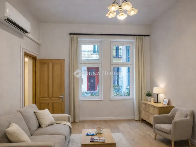 Eladó lakás Budapest VI. kerület 28 nm