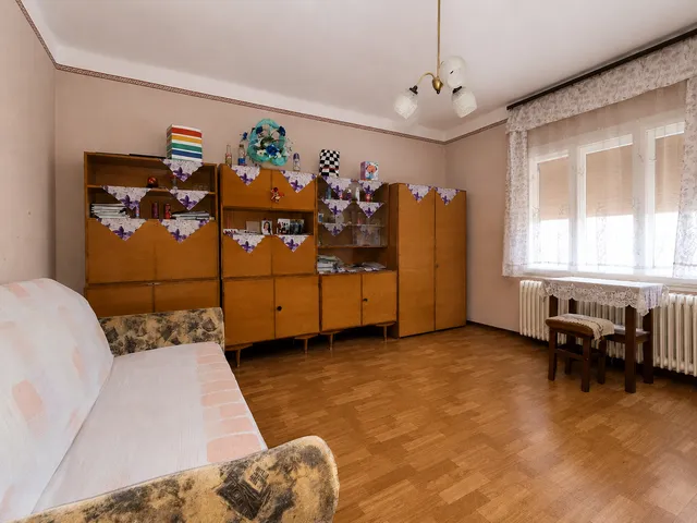 Eladó ház Szin, Szabadság utca 89 nm