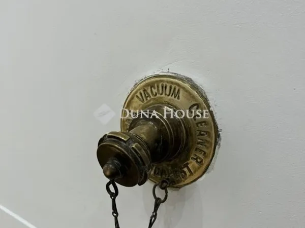 Eladó lakás Budapest II. kerület 120 nm