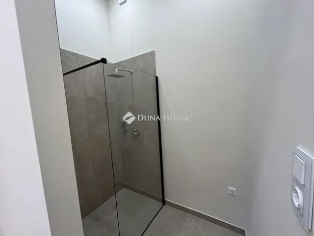 Eladó lakás Budapest II. kerület 120 nm