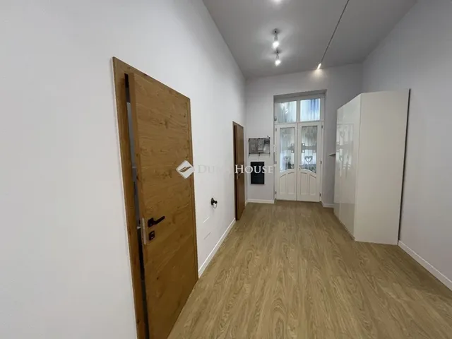 Eladó lakás Budapest II. kerület 120 nm