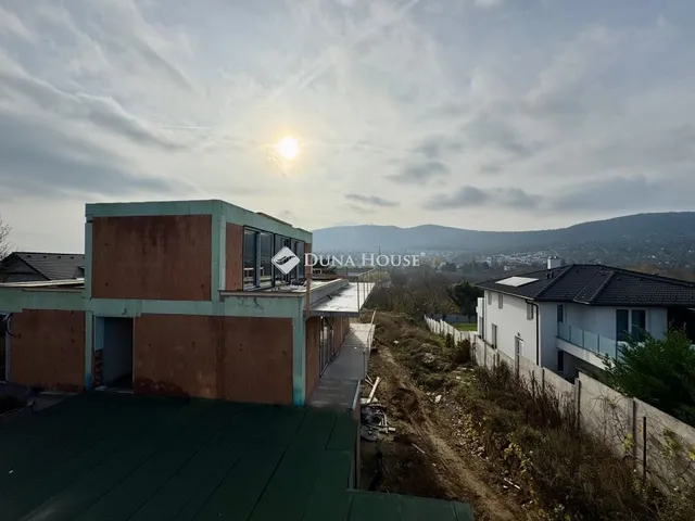 Eladó lakás Budapest III. kerület 55 nm