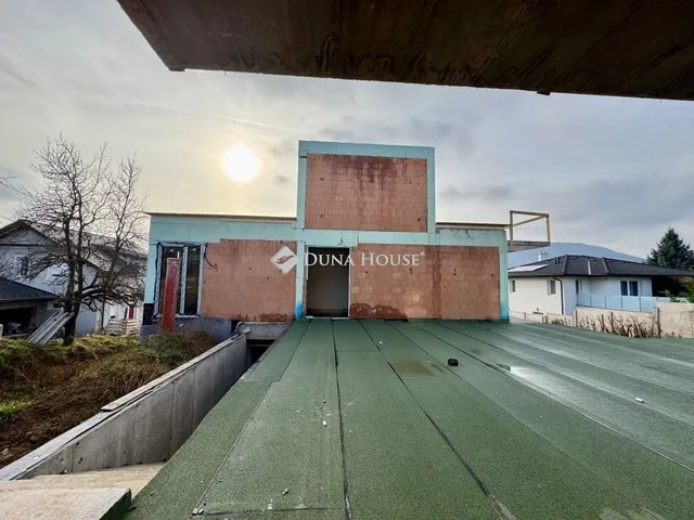 Eladó lakás Budapest III. kerület 55 nm