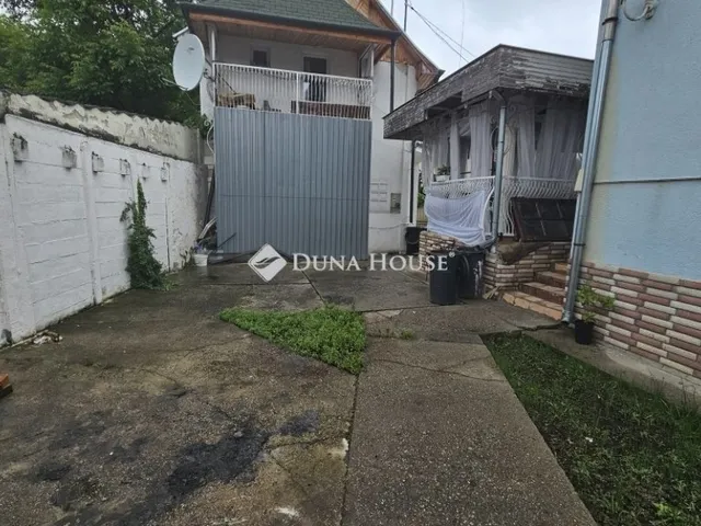 Eladó ház Budapest XX. kerület 200 nm