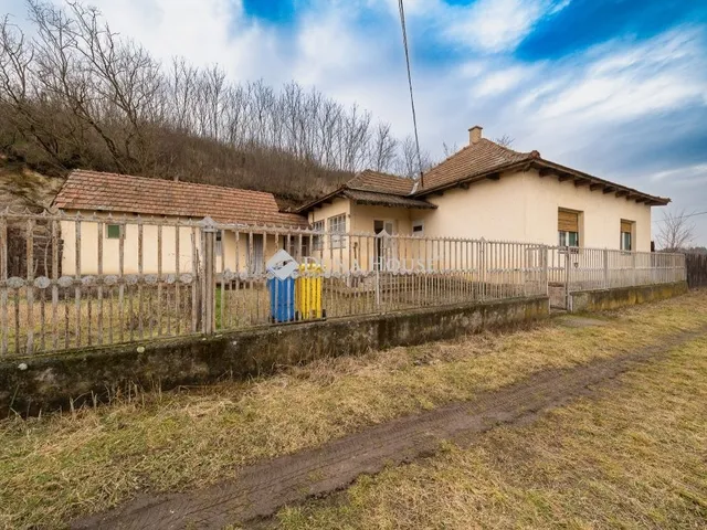Eladó ház Harsány 80 nm