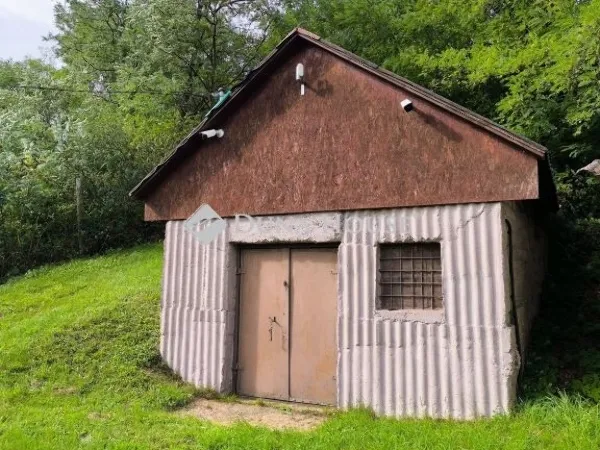 Eladó mezőgazdasági ingatlan Harsány 40 nm