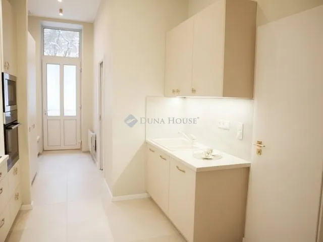 Eladó lakás Budapest II. kerület 51 nm