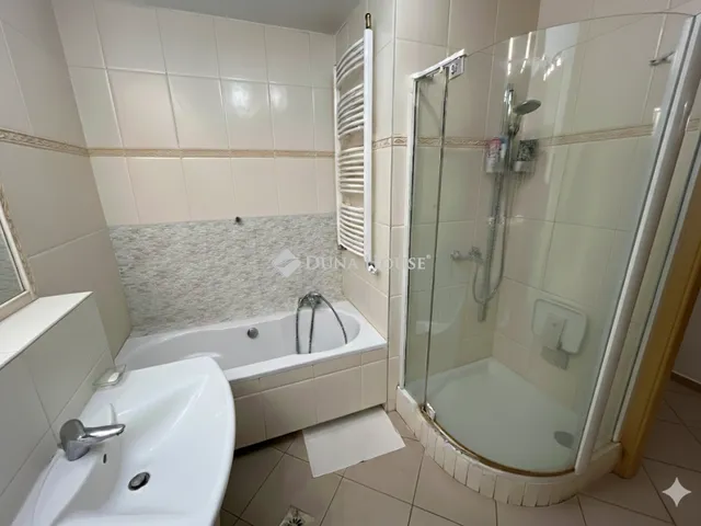 Eladó lakás Budapest II. kerület 99 nm