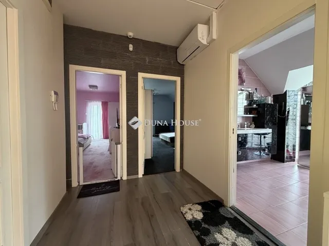 Eladó ház Budapest III. kerület 300 nm