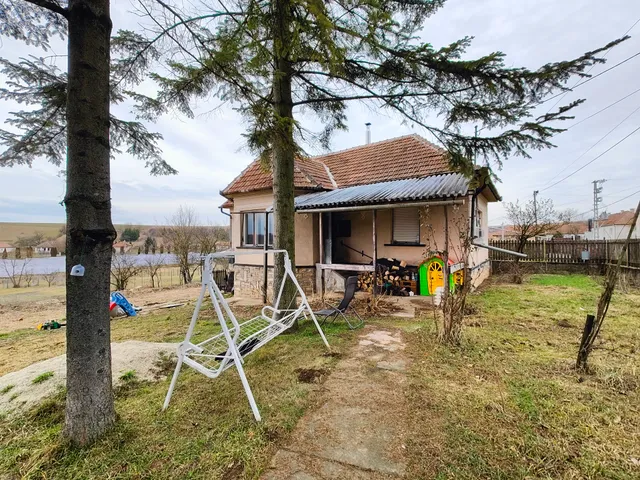 Eladó ház Galvács 63 nm