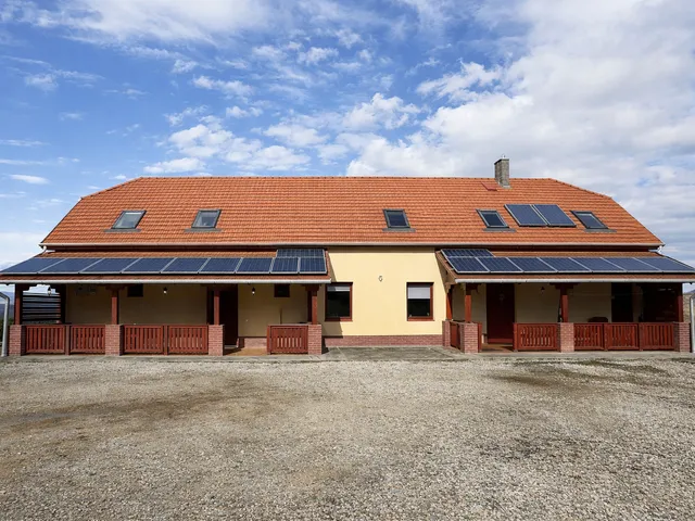 Eladó kereskedelmi és ipari ingatlan Mályinka, Bányász utca 462 nm