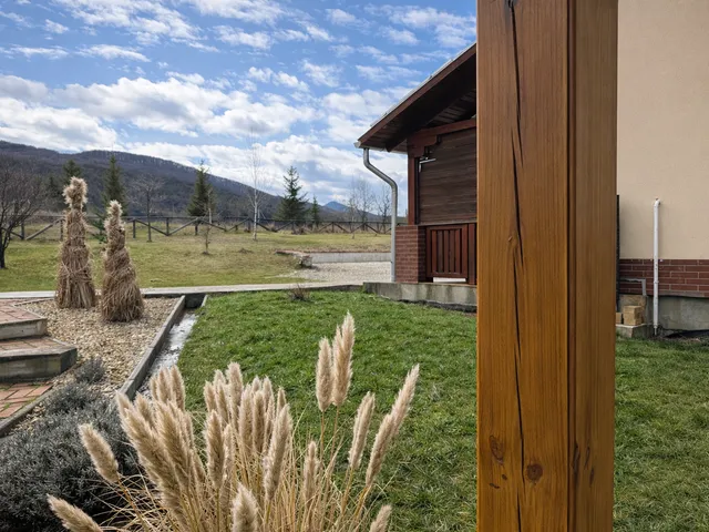 Eladó kereskedelmi és ipari ingatlan Mályinka 462 nm