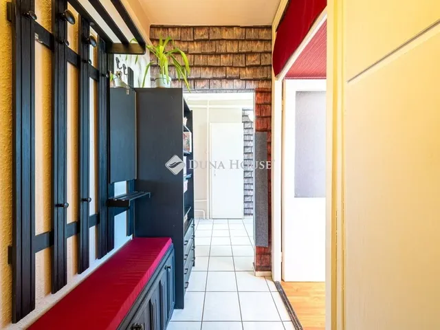 Eladó lakás Tiszaújváros 51 nm