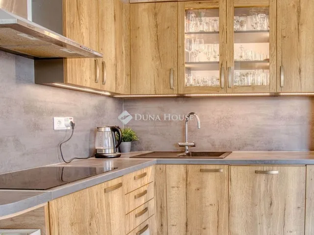 Eladó lakás Budapest XI. kerület 65 nm