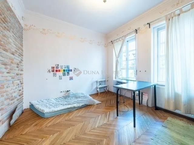 Eladó lakás Budapest II. kerület 97 nm