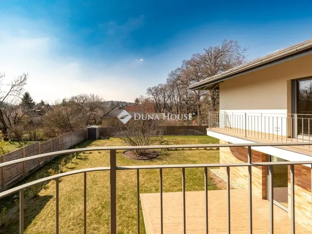 Eladó lakás Budapest II. kerület 108 nm