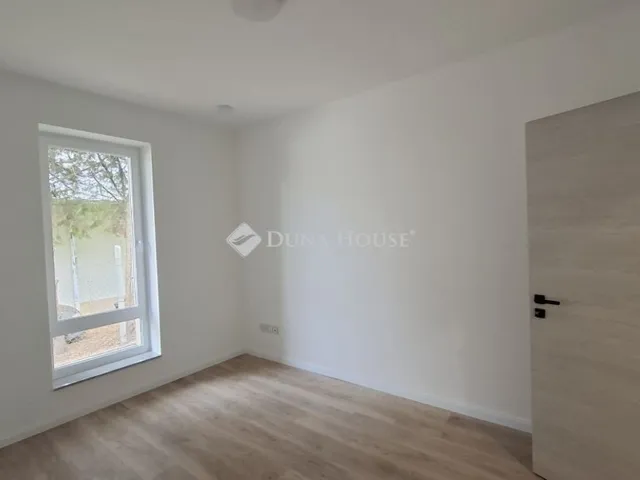 Eladó ház Budapest XVI. kerület 143 nm