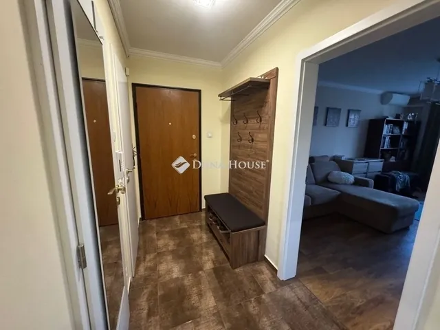Eladó lakás Budapest III. kerület 51 nm