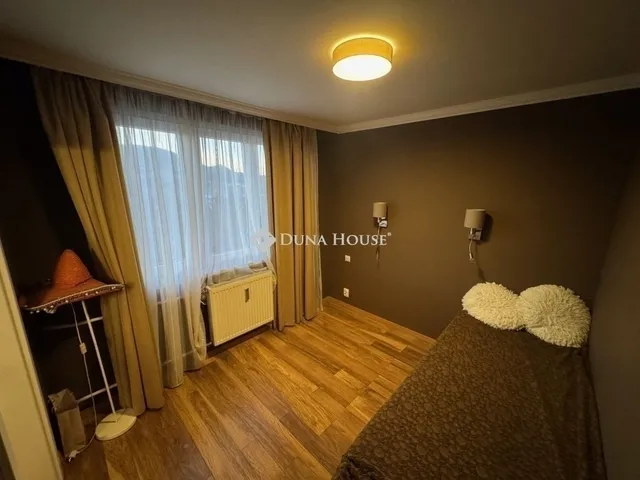 Eladó lakás Budapest III. kerület 51 nm