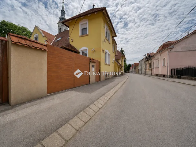 Eladó ház Miskolc 240 nm