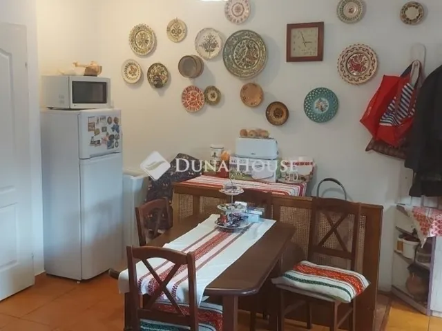 Eladó ház Budapest III. kerület 212 nm