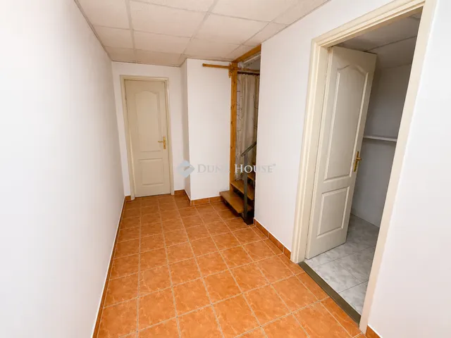 Eladó lakás Budapest VI. kerület 82 nm