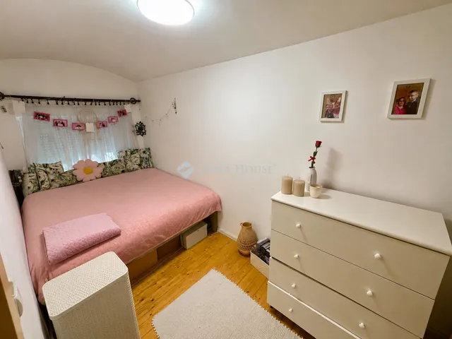 Eladó lakás Budapest VI. kerület 82 nm