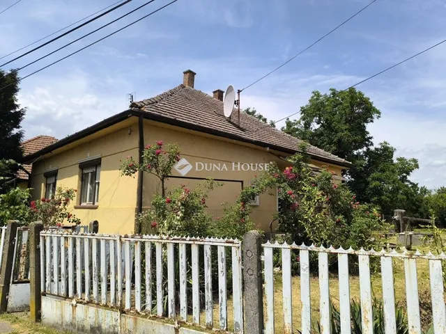 Eladó ház Méra 76 nm