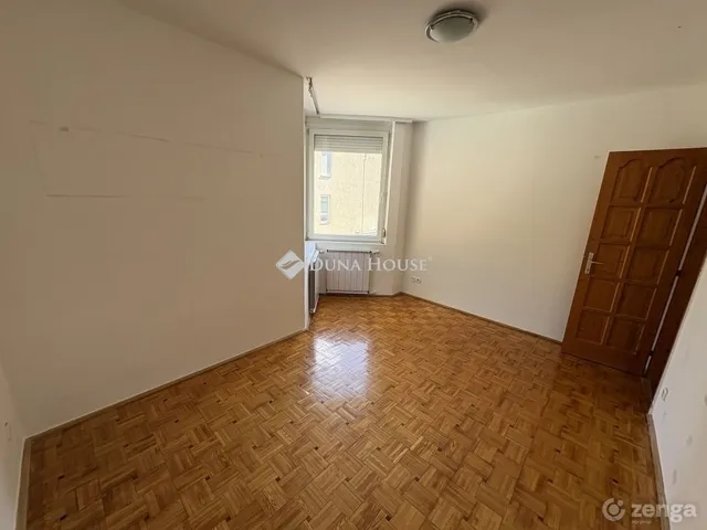 Eladó lakás Budapest II. kerület 83 nm
