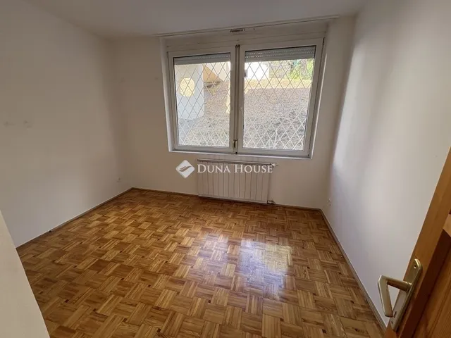 Eladó lakás Budapest II. kerület 83 nm