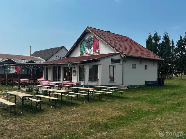 Eladó kereskedelmi és ipari ingatlan Torony 100 nm