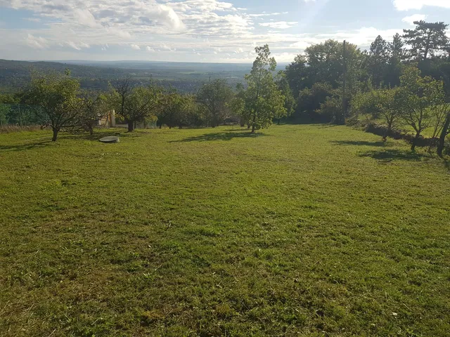 Eladó telek Pécs, Tettye 1650 nm