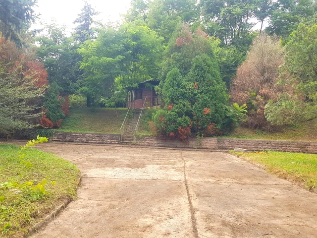 Eladó telek Dunaújváros, Táborállás 8520 nm