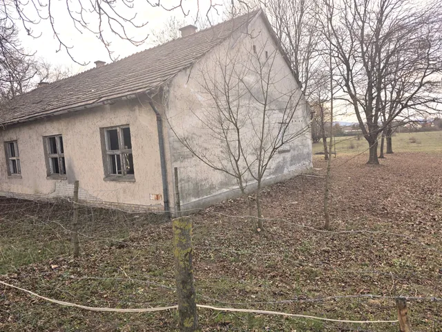 Eladó ház Vác, Máriaudvar 240 nm
