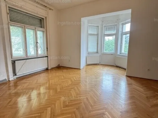 Eladó ház Pécs, Belváros 420 nm