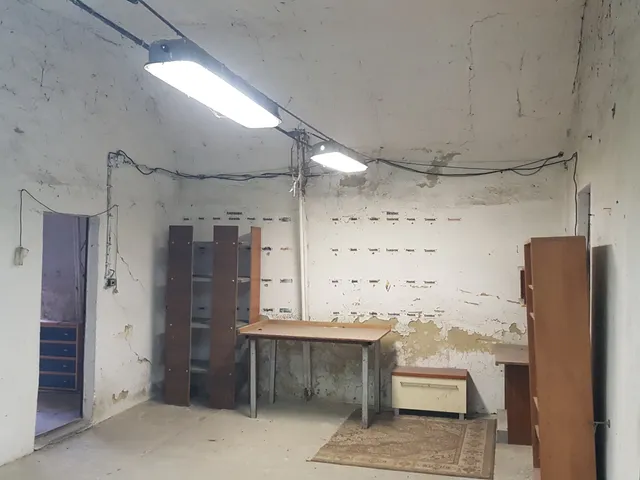 Eladó kereskedelmi és ipari ingatlan Pécs 360 nm