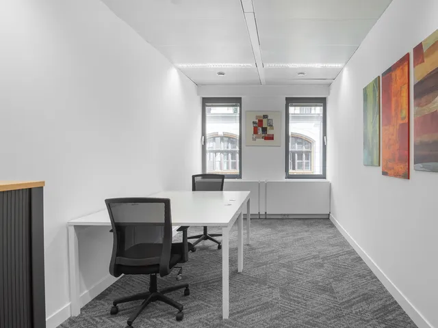 Kiadó kereskedelmi és ipari ingatlan Budapest V. kerület, Kálmán Imre utca 1 50 nm