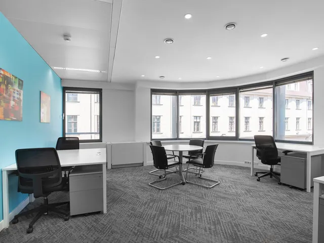 Kiadó kereskedelmi és ipari ingatlan Budapest V. kerület, Kálmán Imre utca 1 60 nm