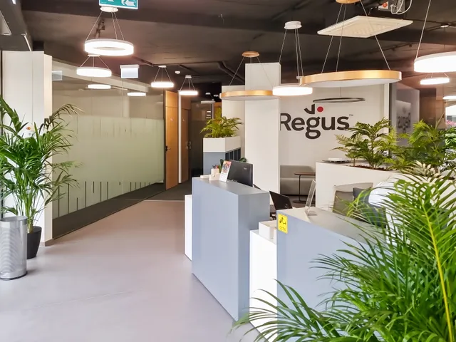 Kiadó kereskedelmi és ipari ingatlan Szeged, Bakay Nándor utca 24 30 nm