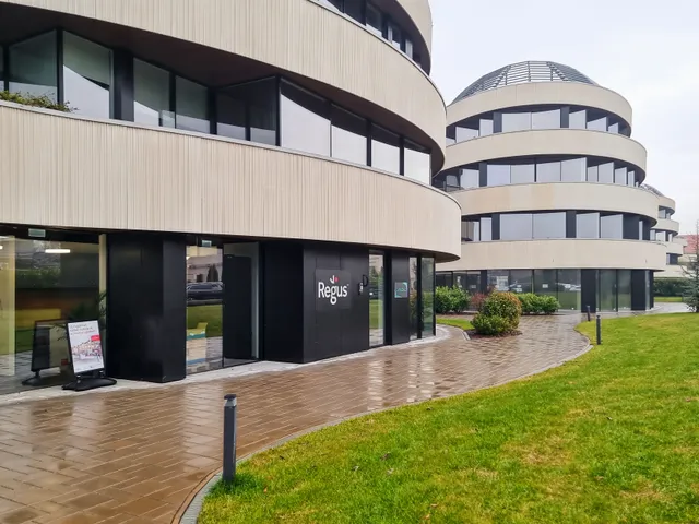 Kiadó kereskedelmi és ipari ingatlan Szeged 50 nm