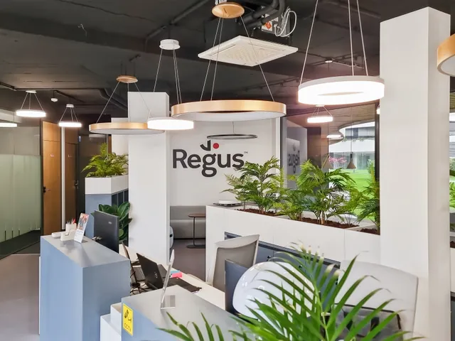 Kiadó kereskedelmi és ipari ingatlan Szeged, Bakay Nándor utca 24 50 nm