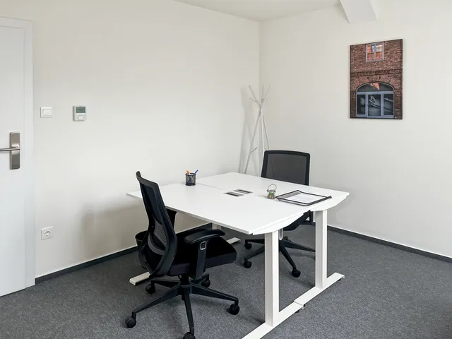 Kiadó kereskedelmi és ipari ingatlan Pécs, Rákóczi út 17, 3ik és 4ik emelet 50 nm